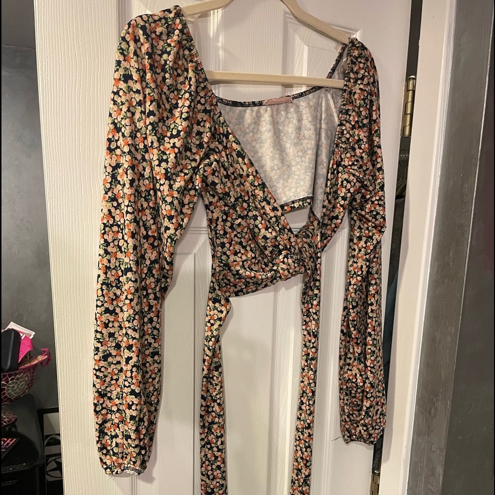 cropped floral wrap cropped shirt